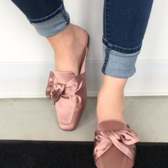 ❌SOLD❌ [Steve Madden] Pink Bow Flats Slip On Mules - Picture 3 of 8